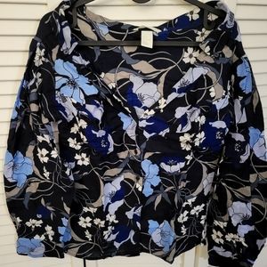 H&M Flowery blue long sleeves blouse in size 4
